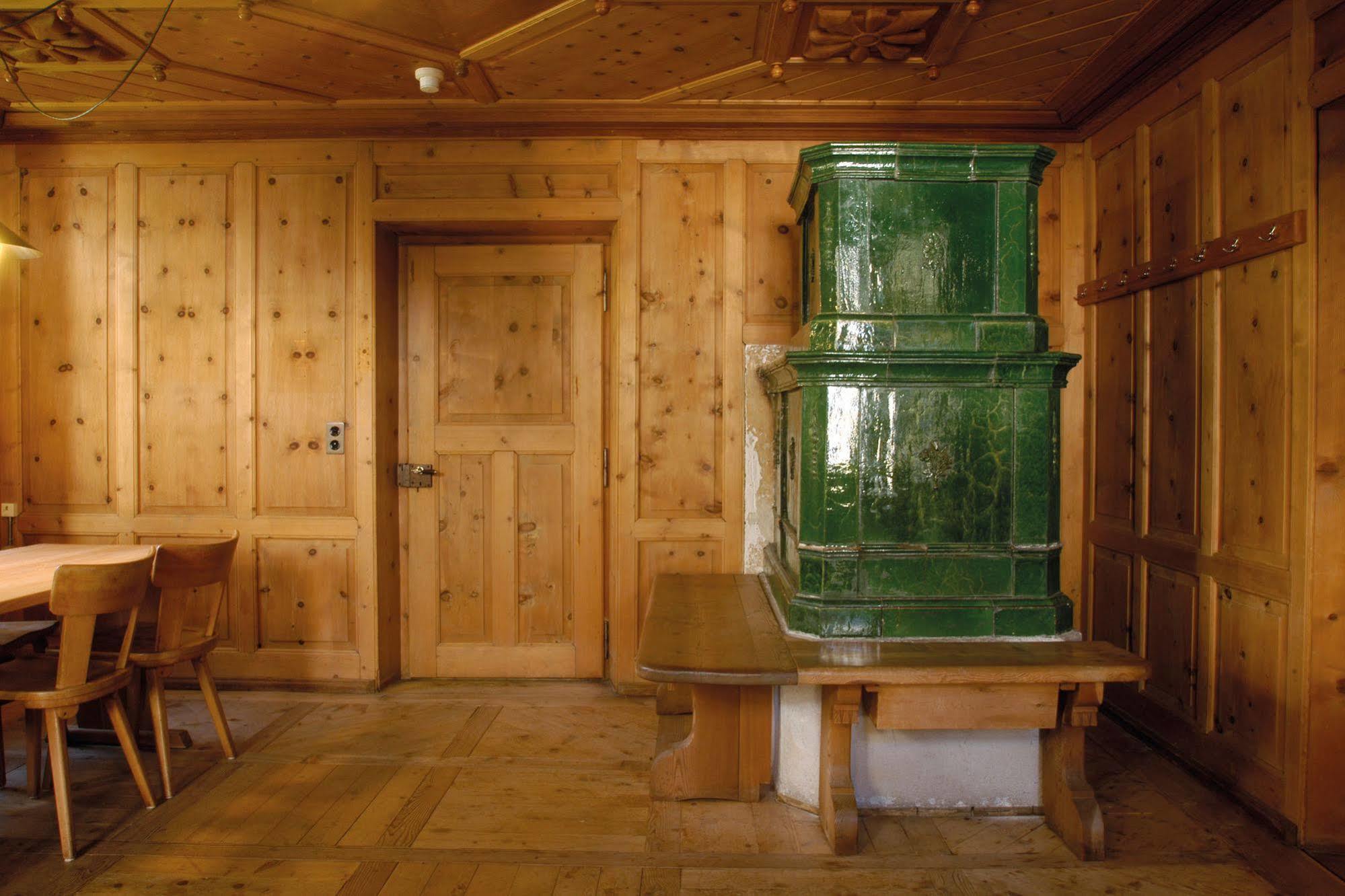 Sta-Maria Youth Hostel Santa Maria Val Muestair Екстериор снимка